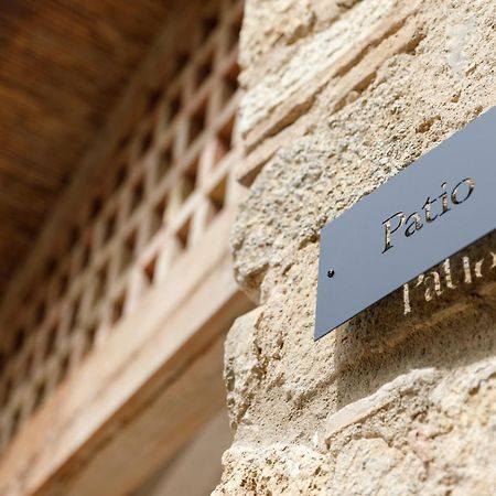 Hotel Castell De Vallgornera Peralada Eksteriør bilde