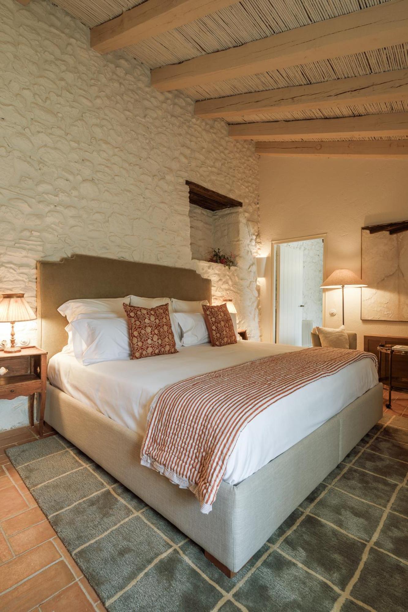 Hotel Castell De Vallgornera Peralada Eksteriør bilde
